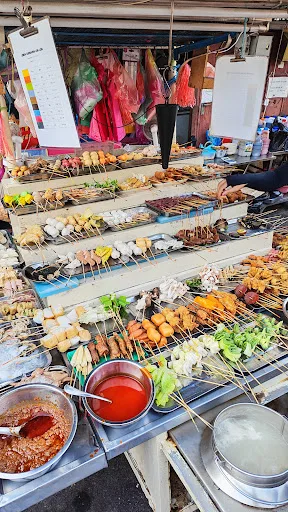 Chulia Street Lok Lok — signature dish