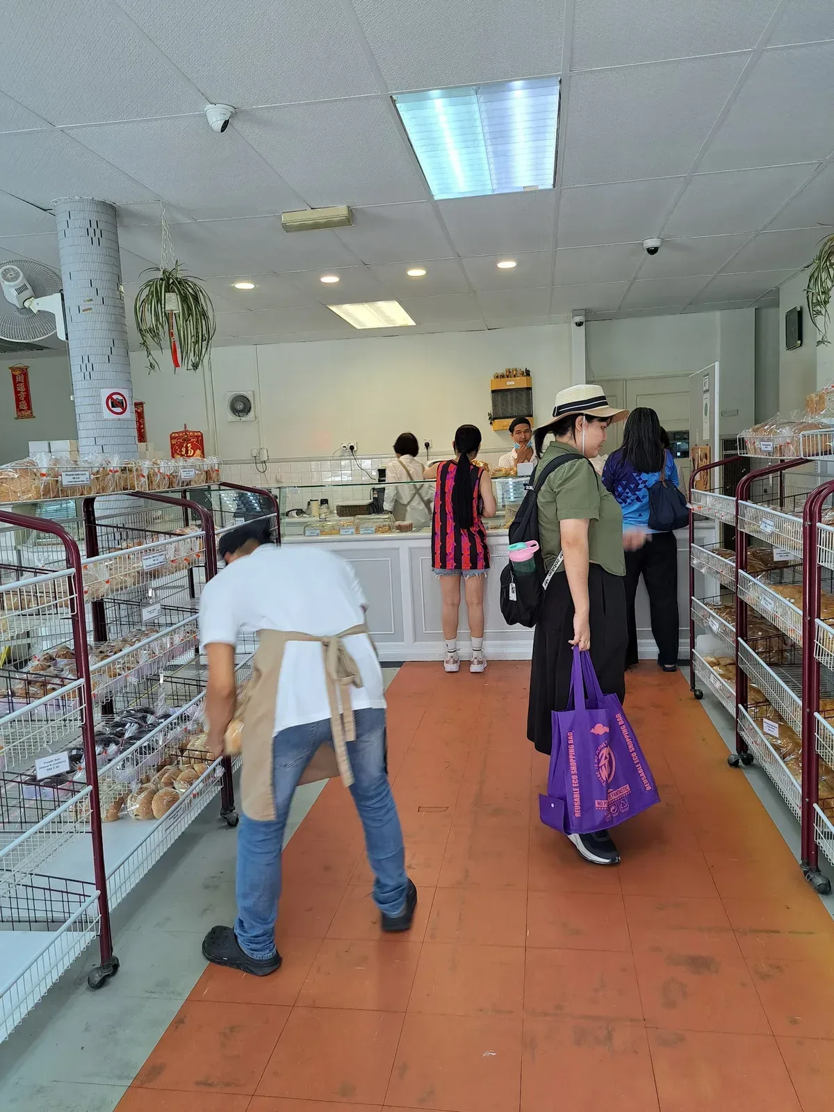 Continental Bakery — interior