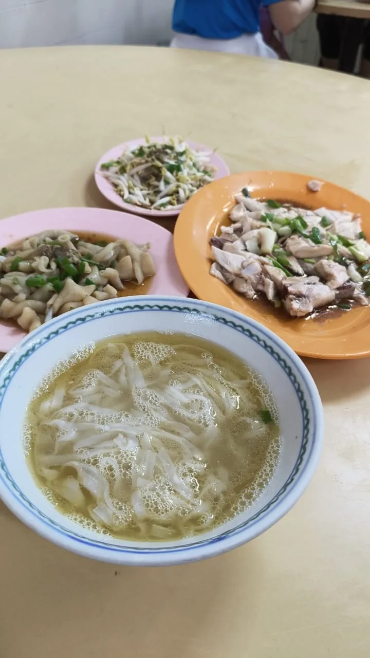 Cowan Street Ayam Tauge & Koitiau — signature dish