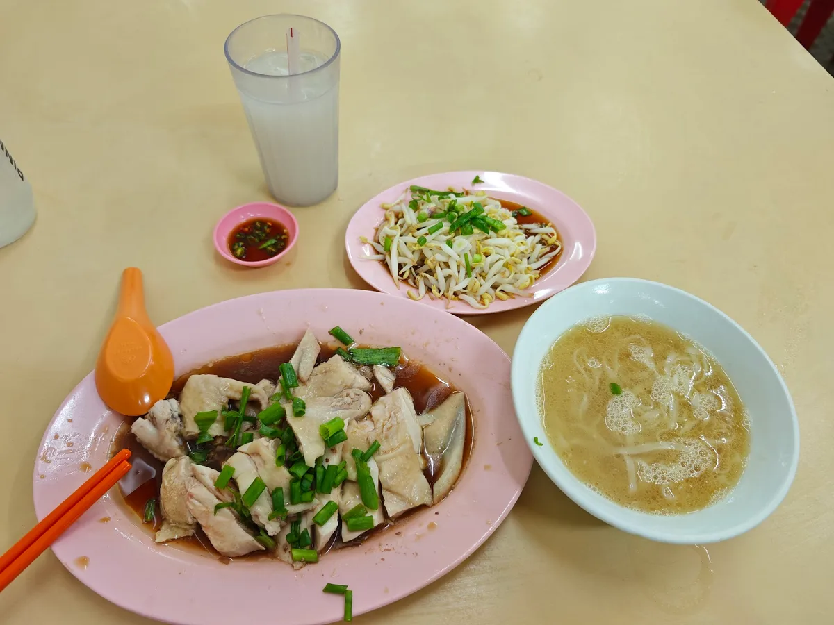Cowan Street Ayam Tauge & Koitiau — signature dish
