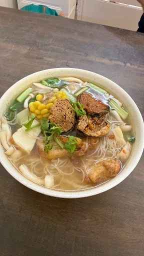 Cunthi Good Taste Vegetarian — dish