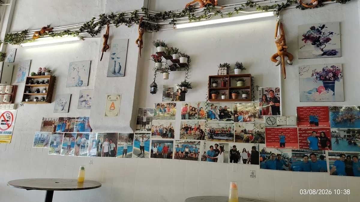 Curry Keng — interior
