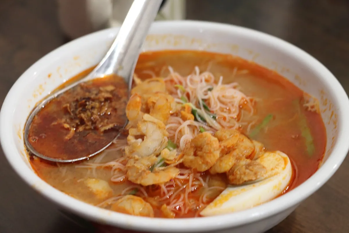 Dannok Cafe Prawn Mee — signature dish
