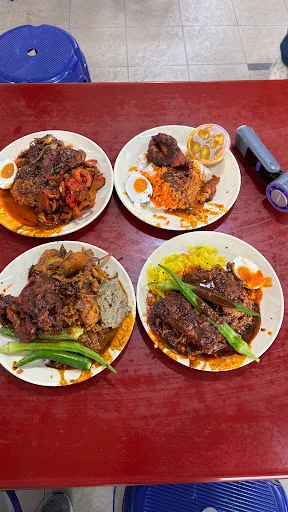 Nasi Kandar Deen Maju — signature dish