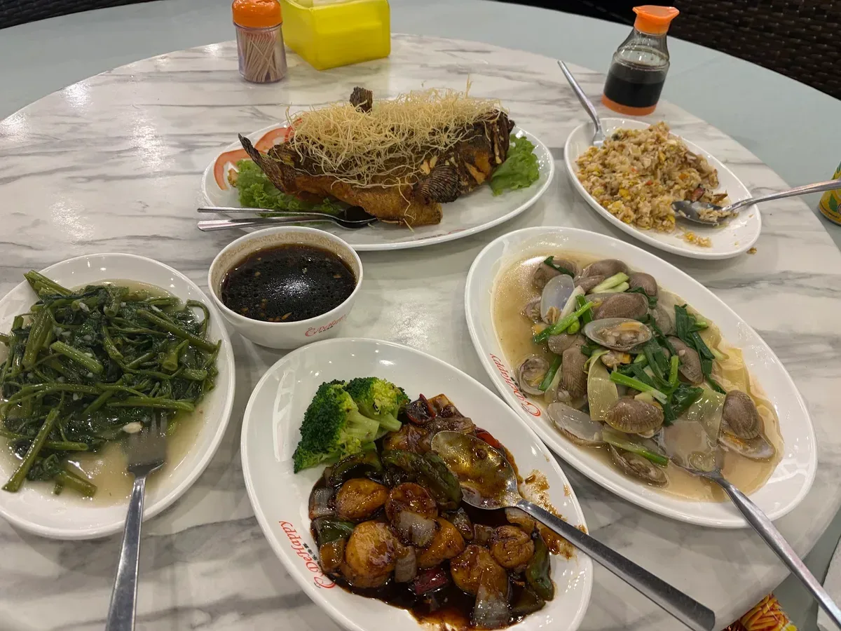 Dehappy Seafood Restaurant Penang — signature dish