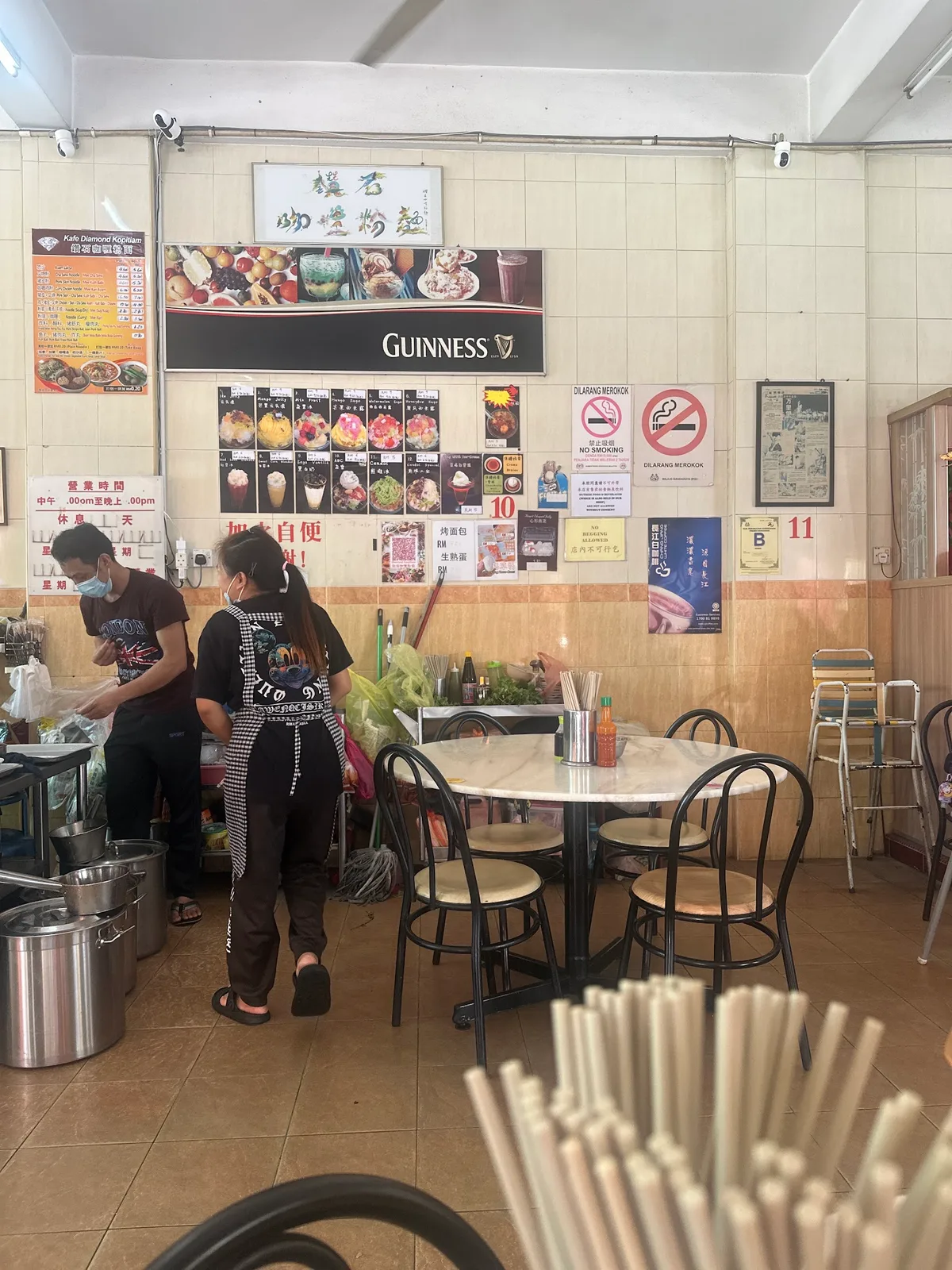 Diamond Kopitiam — interior