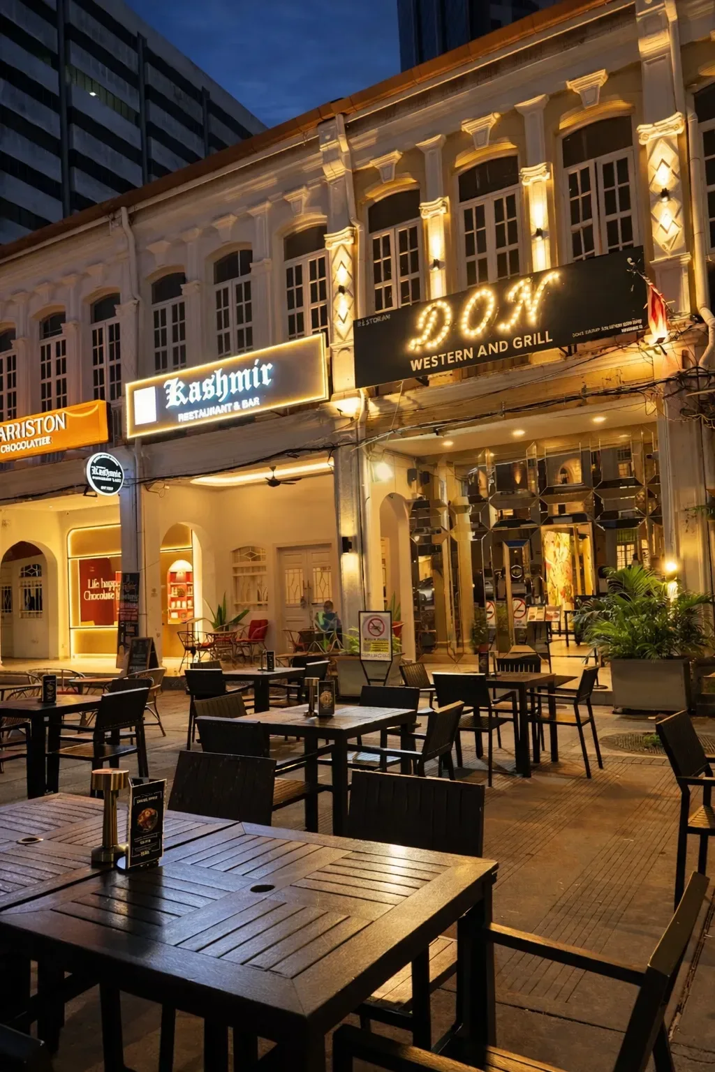 Don Western & Grill Cafe — storefront