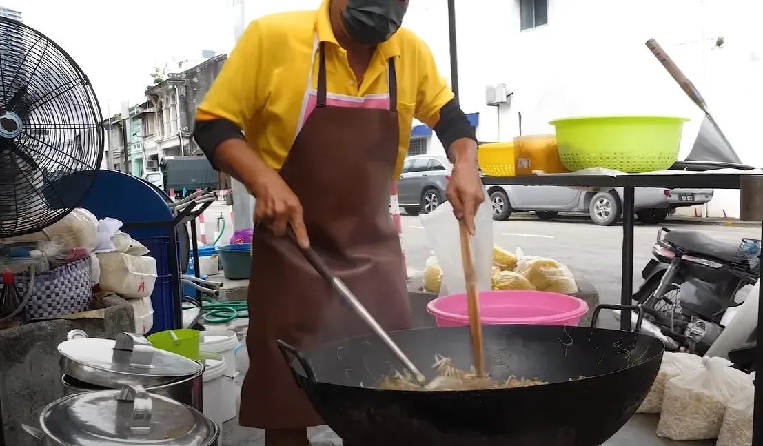 Economy Beehoon @ Lebuh Tye Sin — signature dish