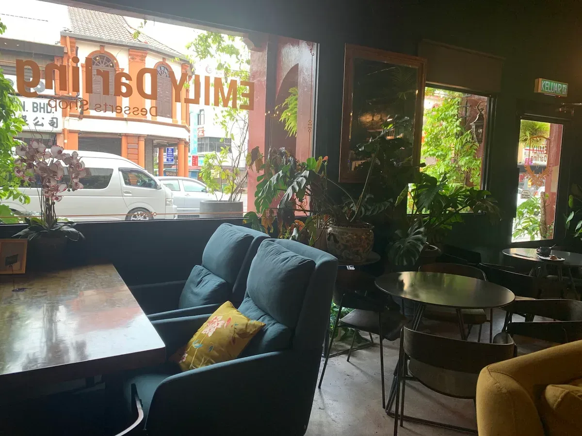 Emily Darling Cafe — interior
