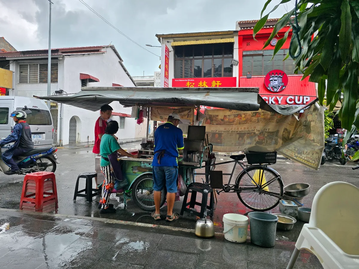Eng Aun Coffee Shop Prawn Mee — storefront