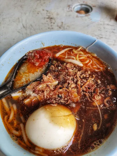 Ewe Hokkien Mee & Loh Mee — dish