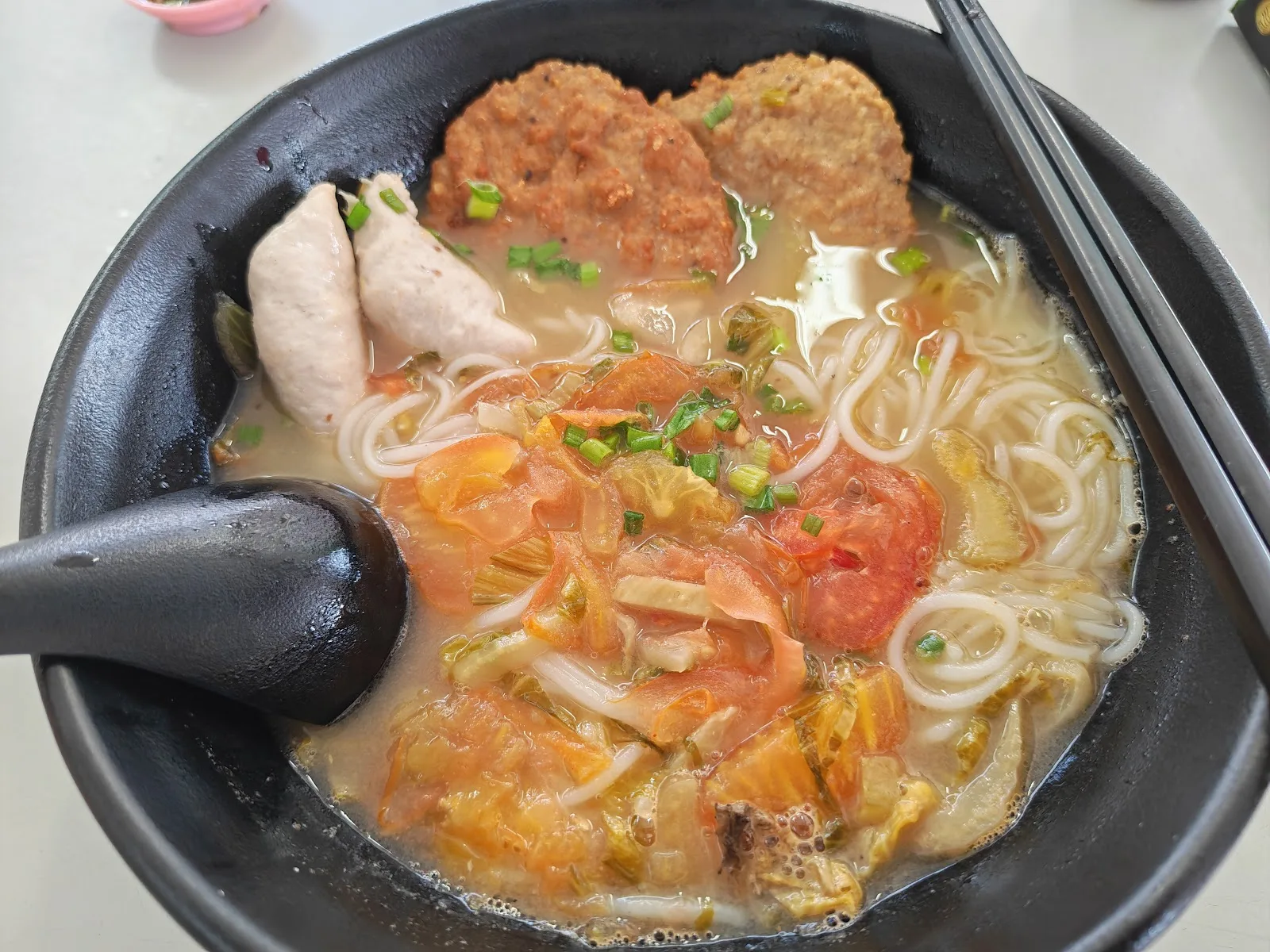Fai Kee Fish Head Noodle (Ipoh Stadium) 怡保体育馆辉记鱼头米粉 — dish