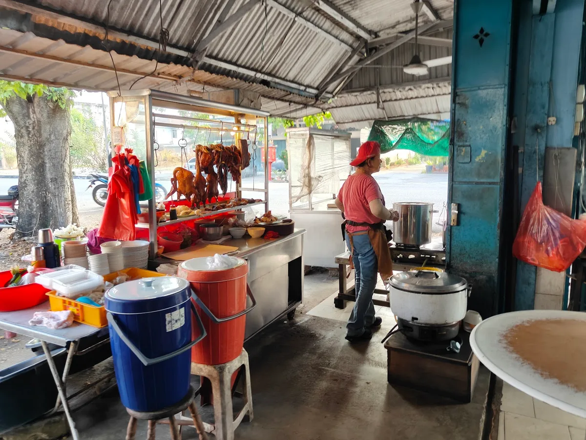 Famous Jawi Chai Kuih — interior