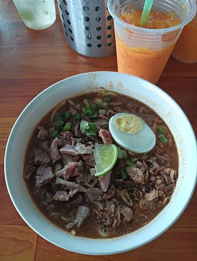 Fara Idlan Mini Café Balik Pulau Is Popular — dish