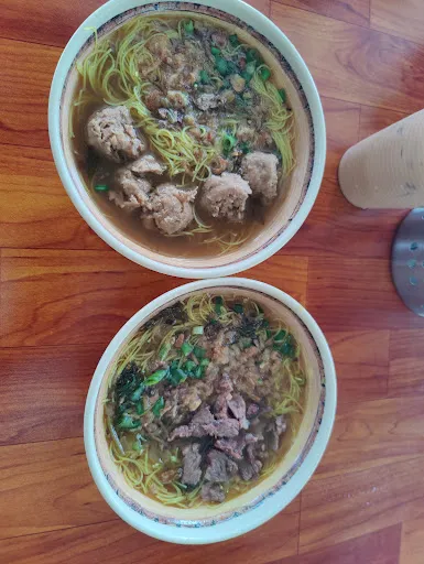 Fara Idlan Mini Café Balik Pulau Is Popular — dish