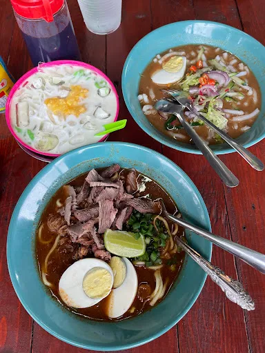 Fara Idlan Mini Café Balik Pulau Is Popular — dish
