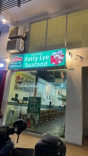 Fatty Lye Seafood — exterior