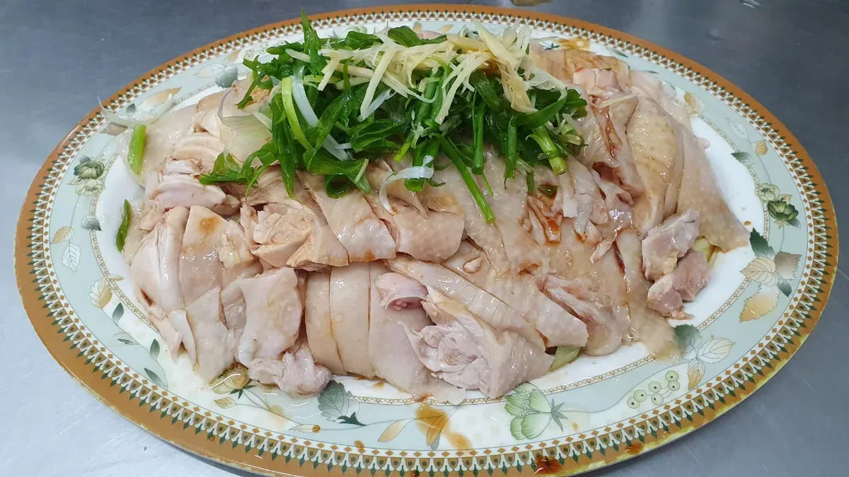 Foong's Hainan Chicken Rice 鋒记海南鸡饭 — signature dish