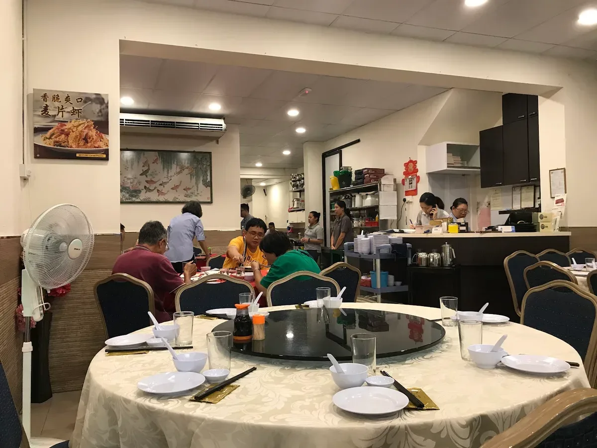Foong Wei Heong Restaurants — interior