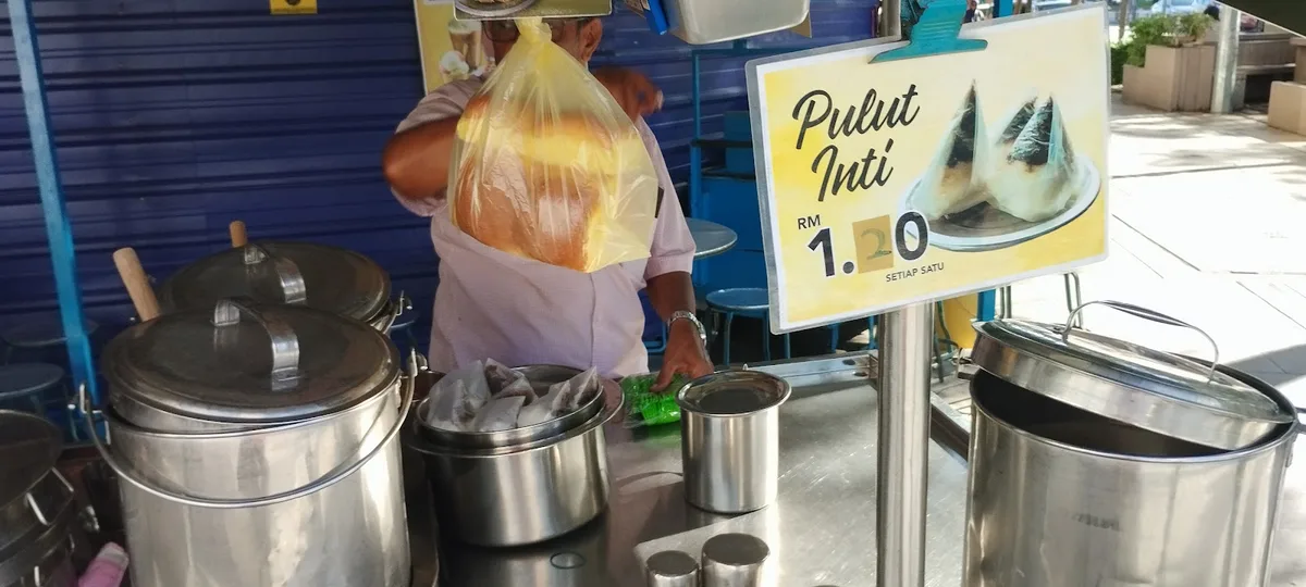 Gama Corner Ali Bubur (Magazine Road) — signature dish