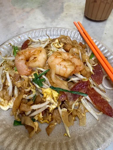 Goggle Man Char Koay Teow — dish