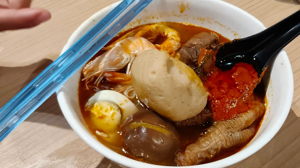 广西福建虾面 Guangxi Hokkien Prawn Mee — signature dish