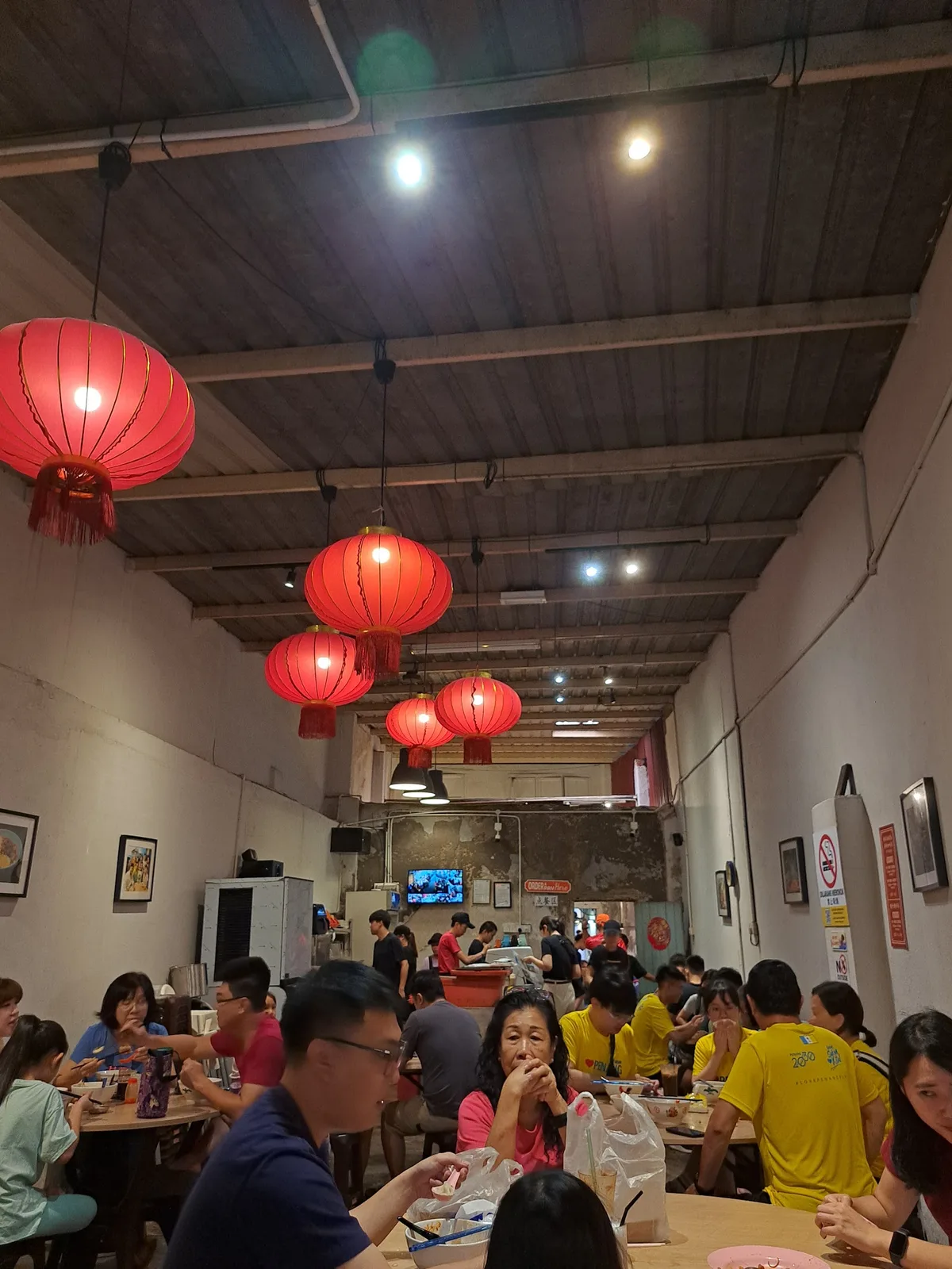 广西福建虾面 Guangxi Hokkien Prawn Mee — interior