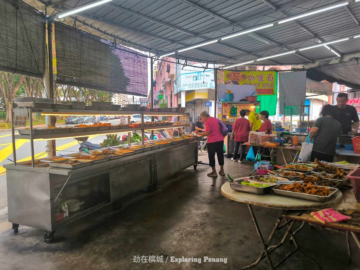 Hai Lee Cafe Koay Teow T'ng — interior
