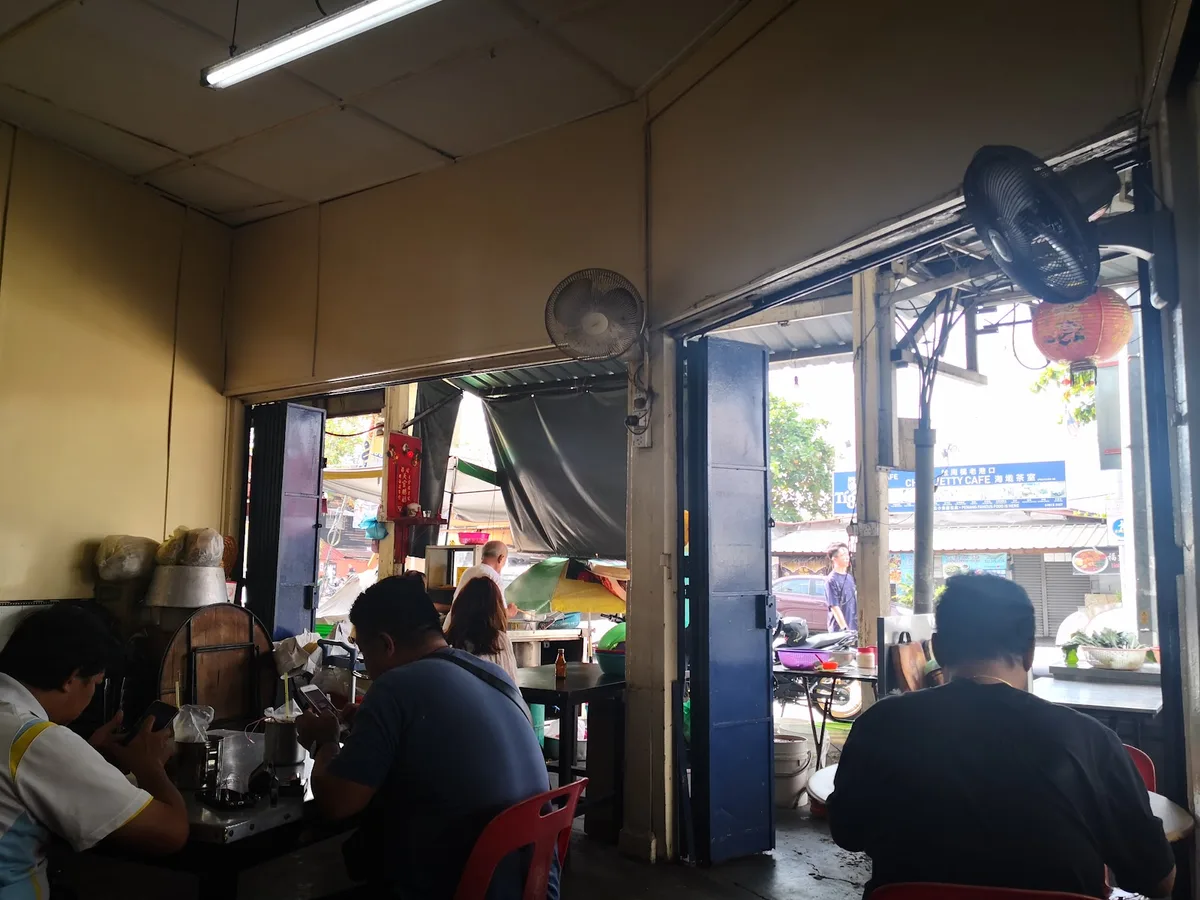 Monster Wantan Mee — exterior