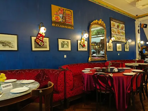 Hainantown @ Yeng Keng Nyonya & Hainanese Restaurant — interior