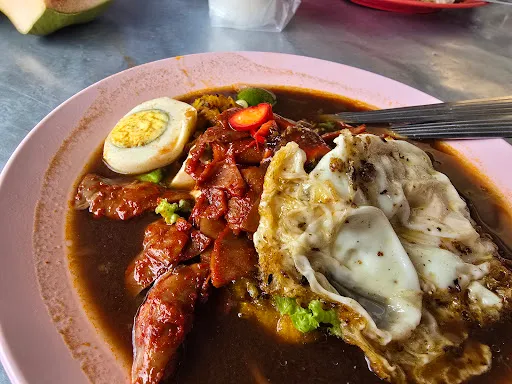 Haji Mohamad Mee Kuah Ketam Tokun — dish
