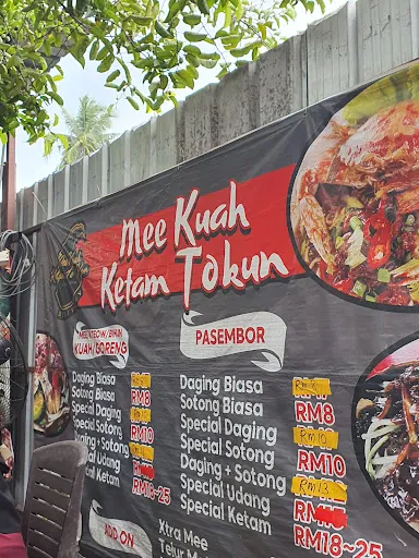 Haji Mohamad Mee Kuah Ketam Tokun — signage