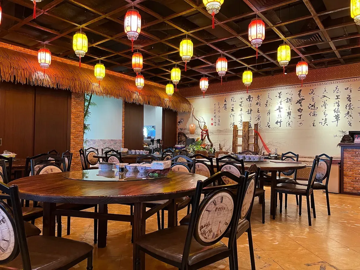 Half Acre Restaurant — interior