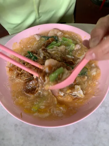 Hanji Fried Noodles Hailam Mee — dish