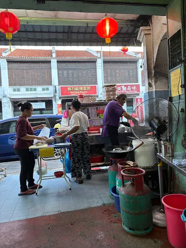 Hanji Fried Noodles Hailam Mee — exterior