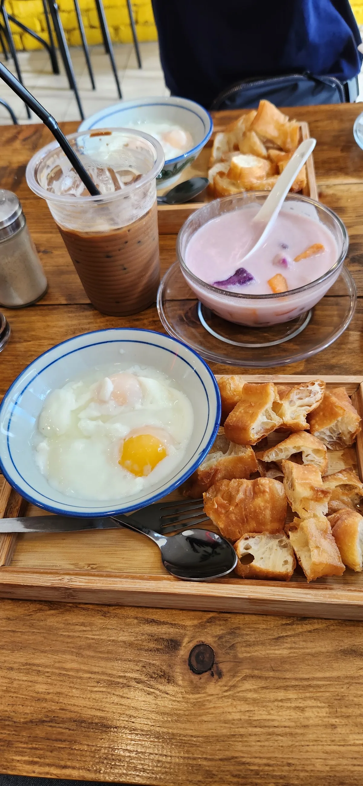 Happy Ghost (開心鬼) — signature dish