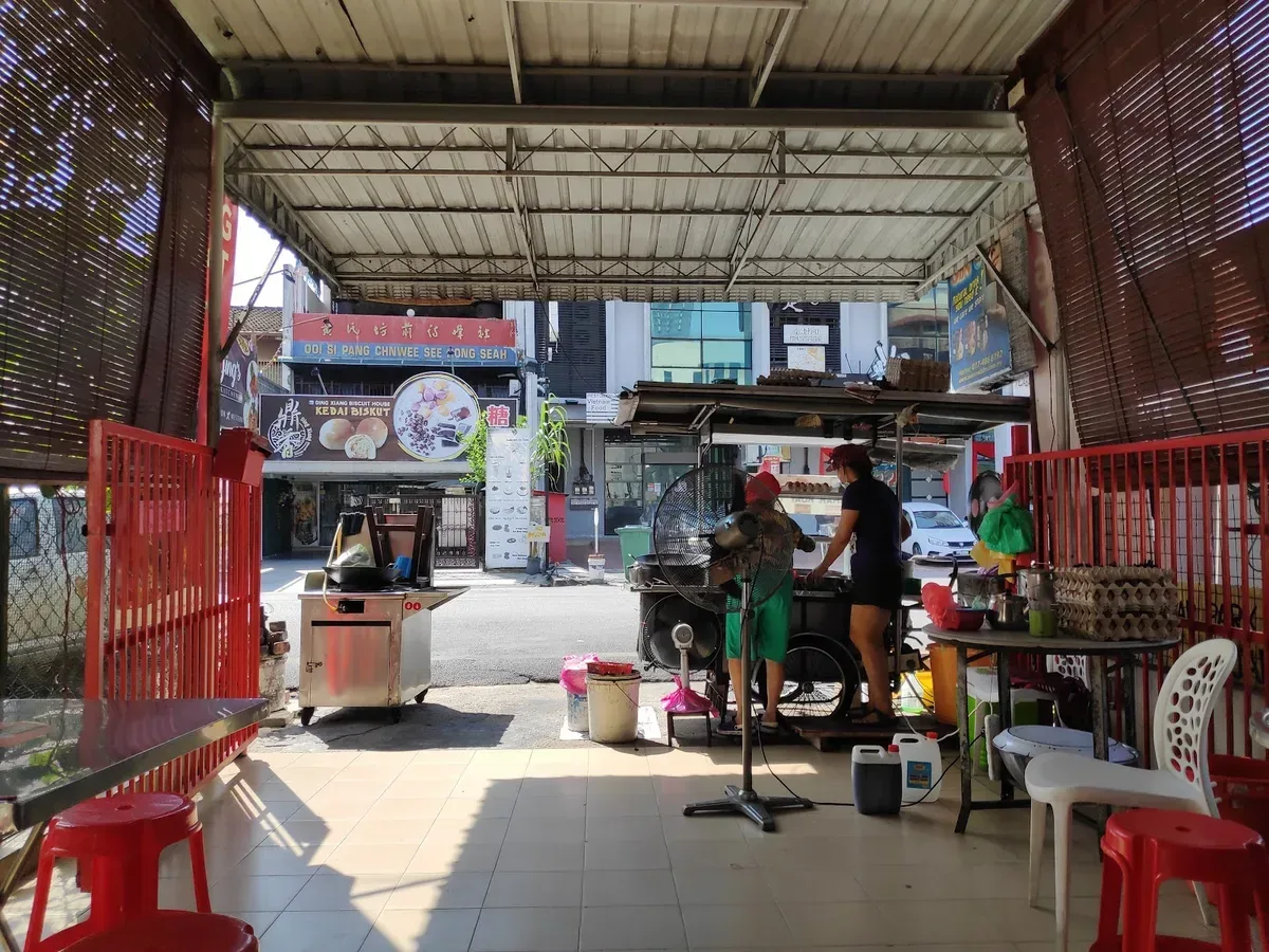 Heng Huat Kafe Oh Chien — interior