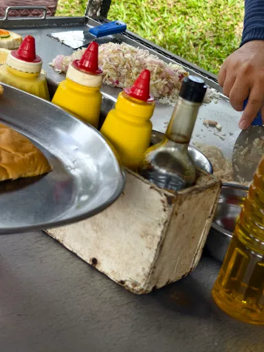 Hillside Uncle's Burger — dish