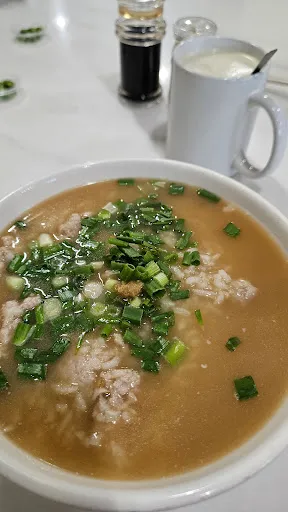 Hon Kei Food Corner Pulau Tikus Yam Rice — dish
