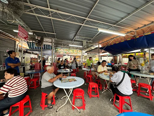 Hong Kong Chee Cheong Fun Dim Sum — interior