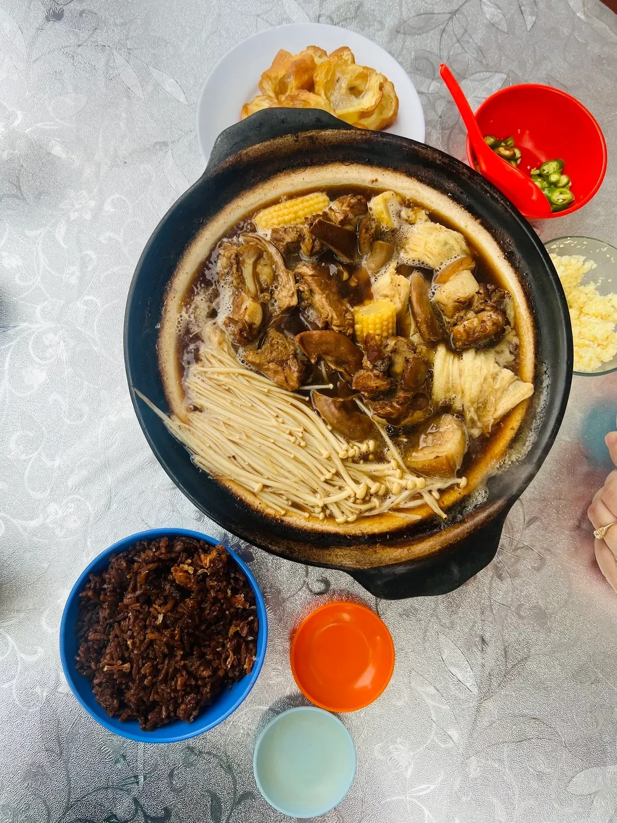 How Bak Kut Teh — signature dish