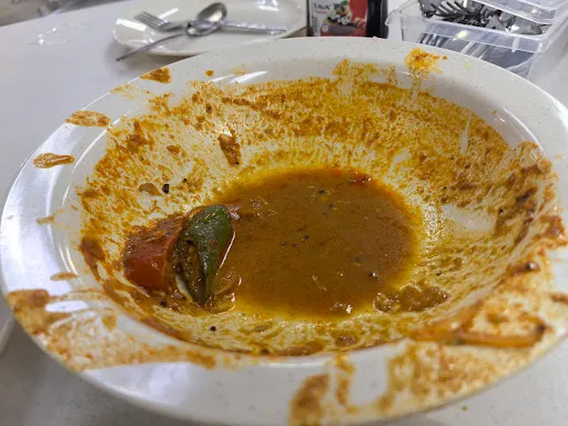 HuiYi Curry Fish Head — dish