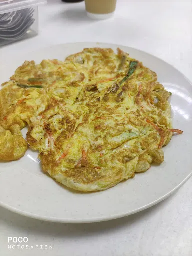 HuiYi Curry Fish Head — dish