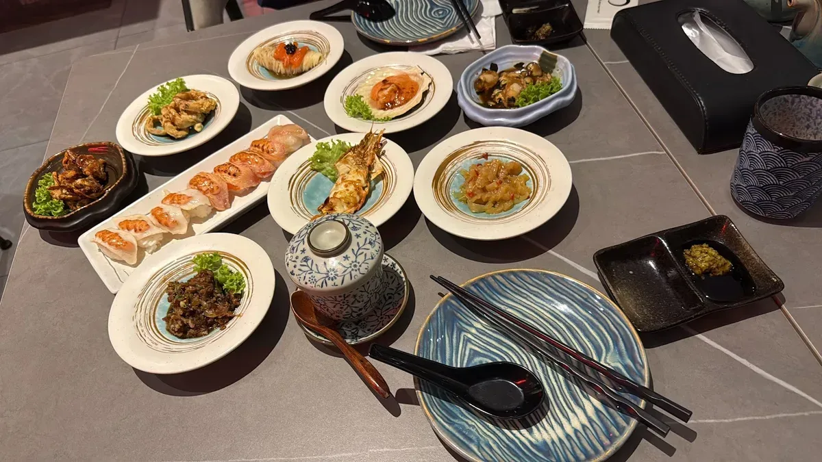 Hut Dining Buffet (City Junction, Penang) — signature dish