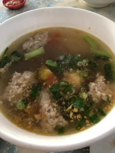 Hwa Pin Coffee Shop Tomyam Noodles — dish