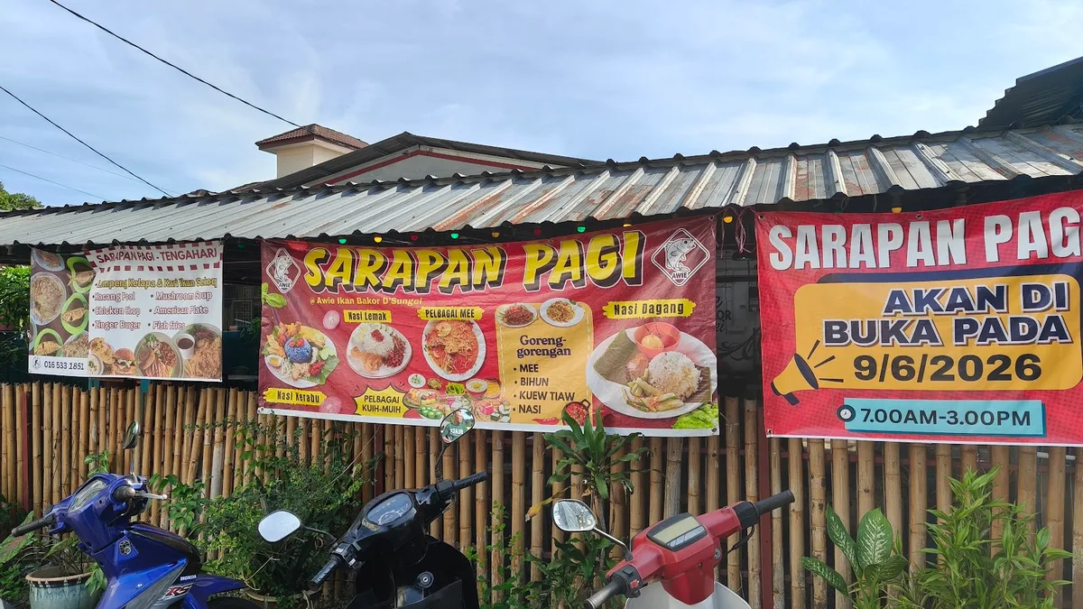 Ikan Bakor D' Sungei — storefront
