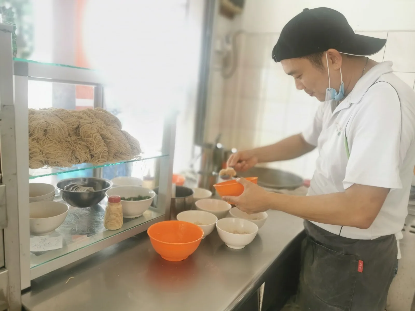 Jalan Datoh Wantan Mee — interior