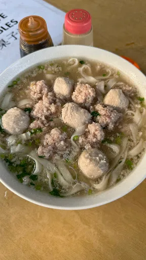 Joe Nikki Lauda — photo from their Google review