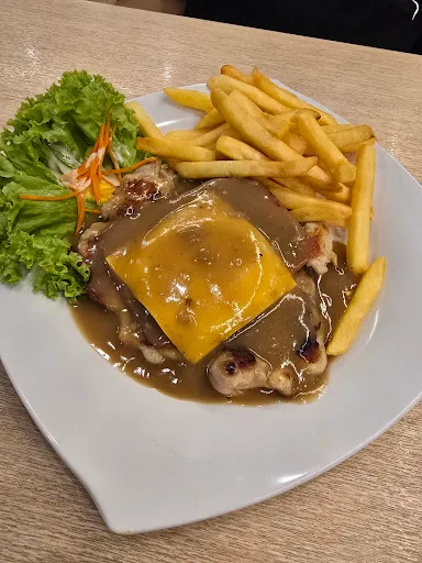 James Foo Western Food @Tanjung Tokong — signature dish