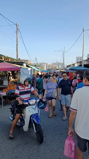 Jelutong Street Market Char Koay Kak — exterior